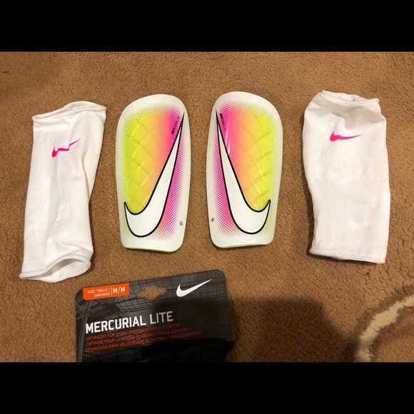 Soccer shin pads - Picture 4 of 6